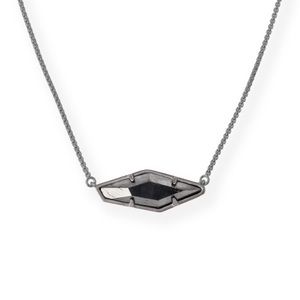Kendra Scott “Beth Pendant Necklace in Hematite”